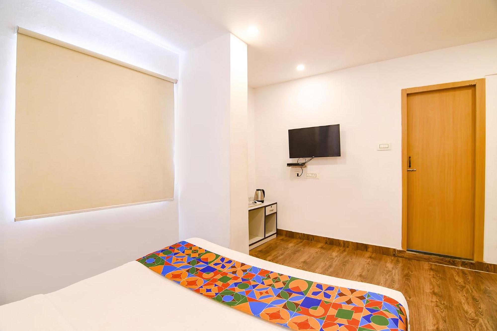 Fabhotel Globe Express - Nr Ruby Hospital Calcutta Extérieur photo