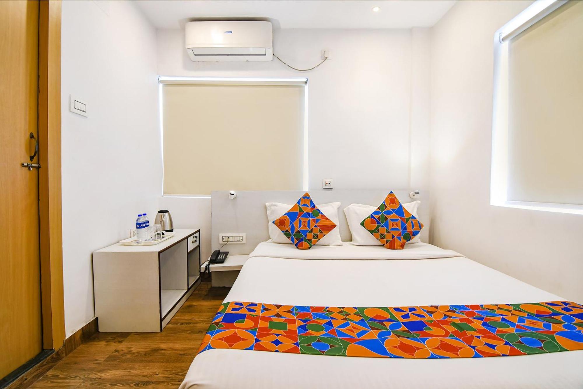 Fabhotel Globe Express - Nr Ruby Hospital Calcutta Extérieur photo